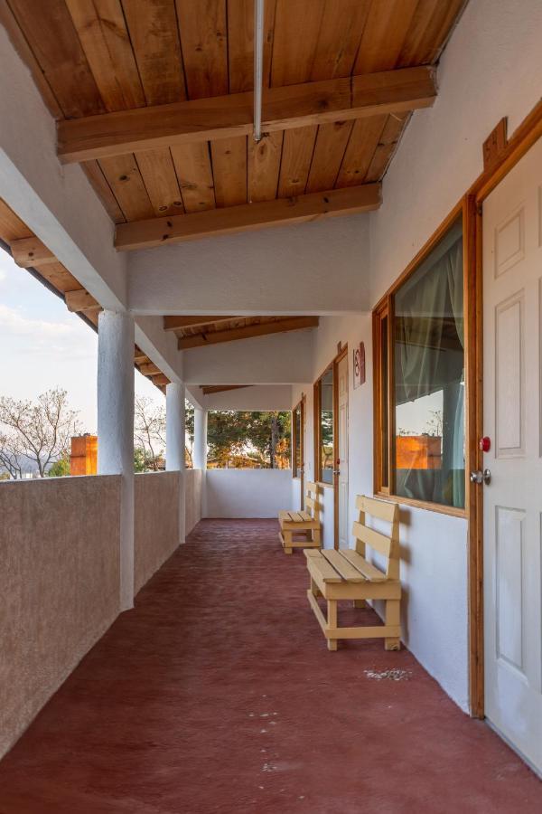 Hm Hotel El Rancho Las Margaritas Valle de Bravo Luaran gambar